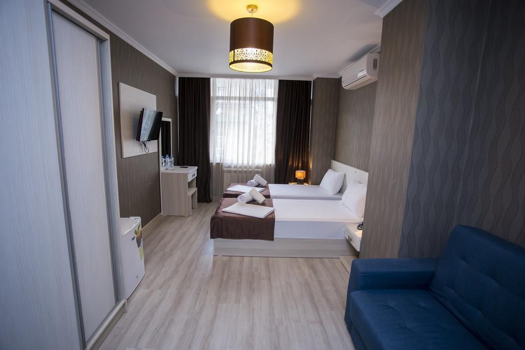 Batus Hotell Batumi Exteriör bild