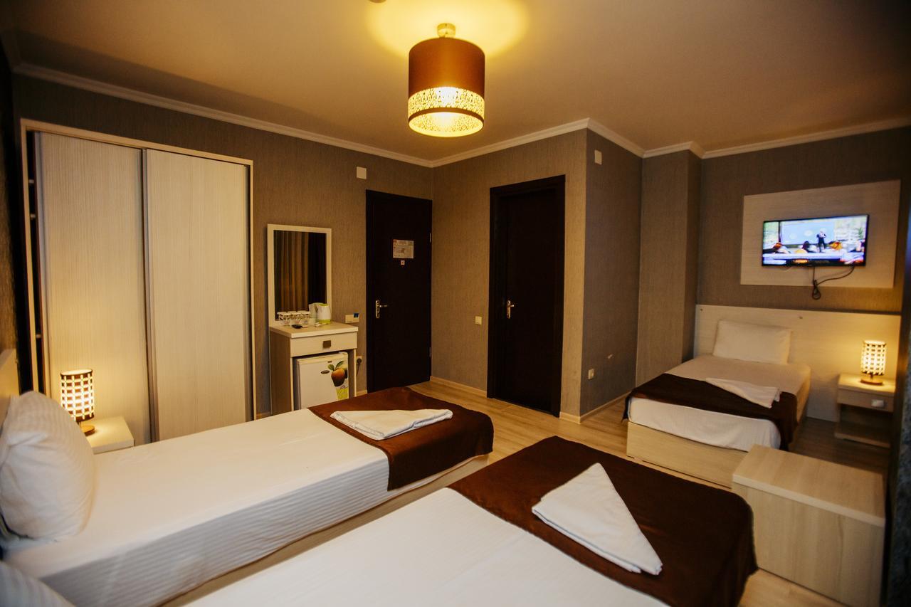 Batus Hotell Batumi Exteriör bild
